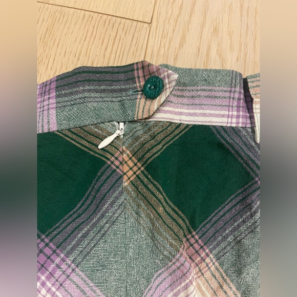 Jazzy A-line Skirt in Green Plaid - Picture 5 of 6
